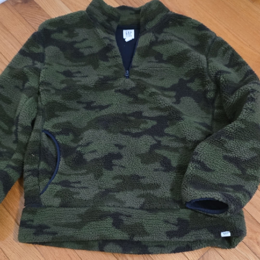 GAP Kids Green Camo Sweater Size XXL